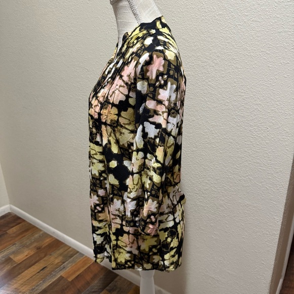 Blue Ginger - Pleated Button-Up Tunic Blouse - Made of 100% Raton - Size Small - Picture 3 of 16